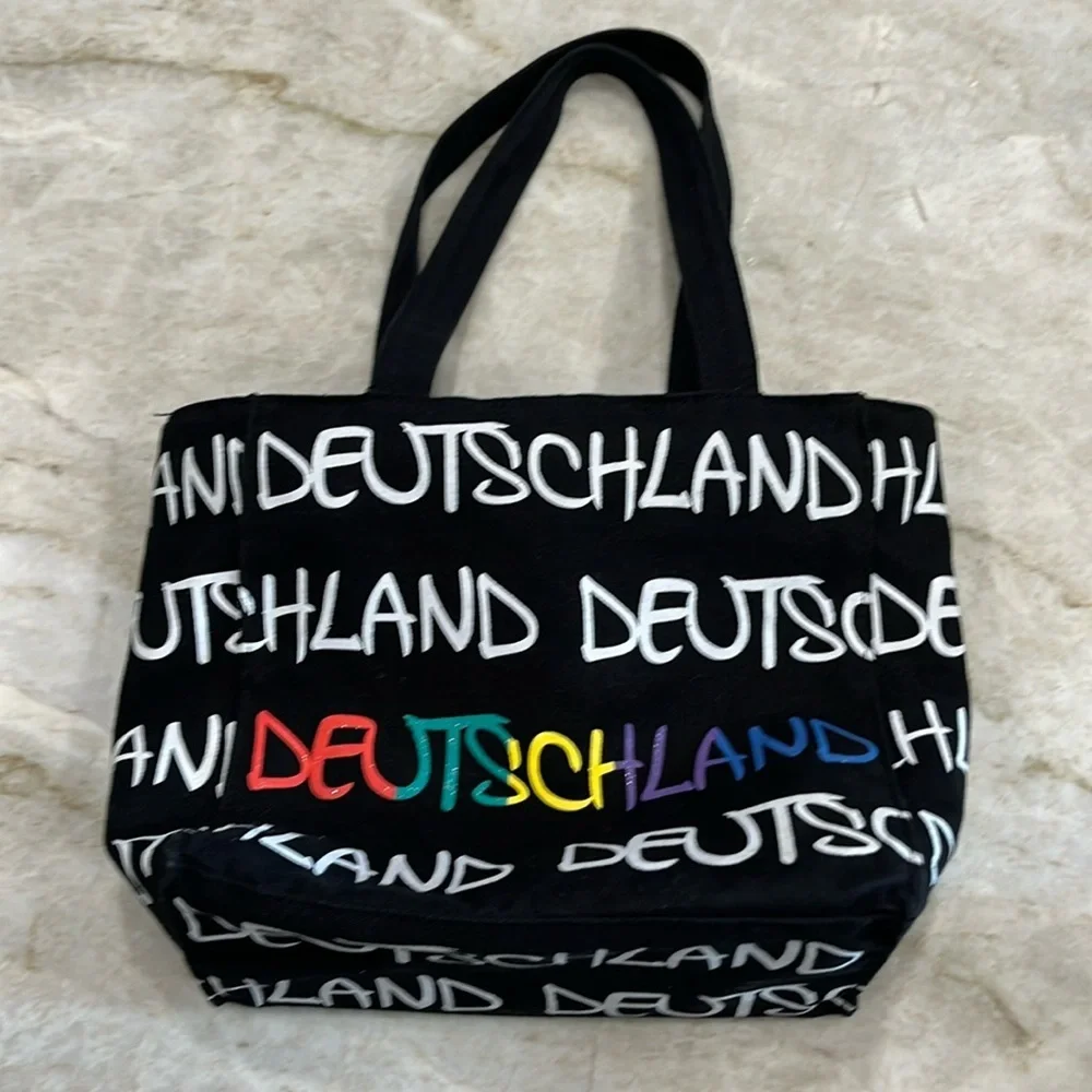 Robin Ruth‎ | Deutschland Canvas Bag Small | Black / Multi | 9x10x4